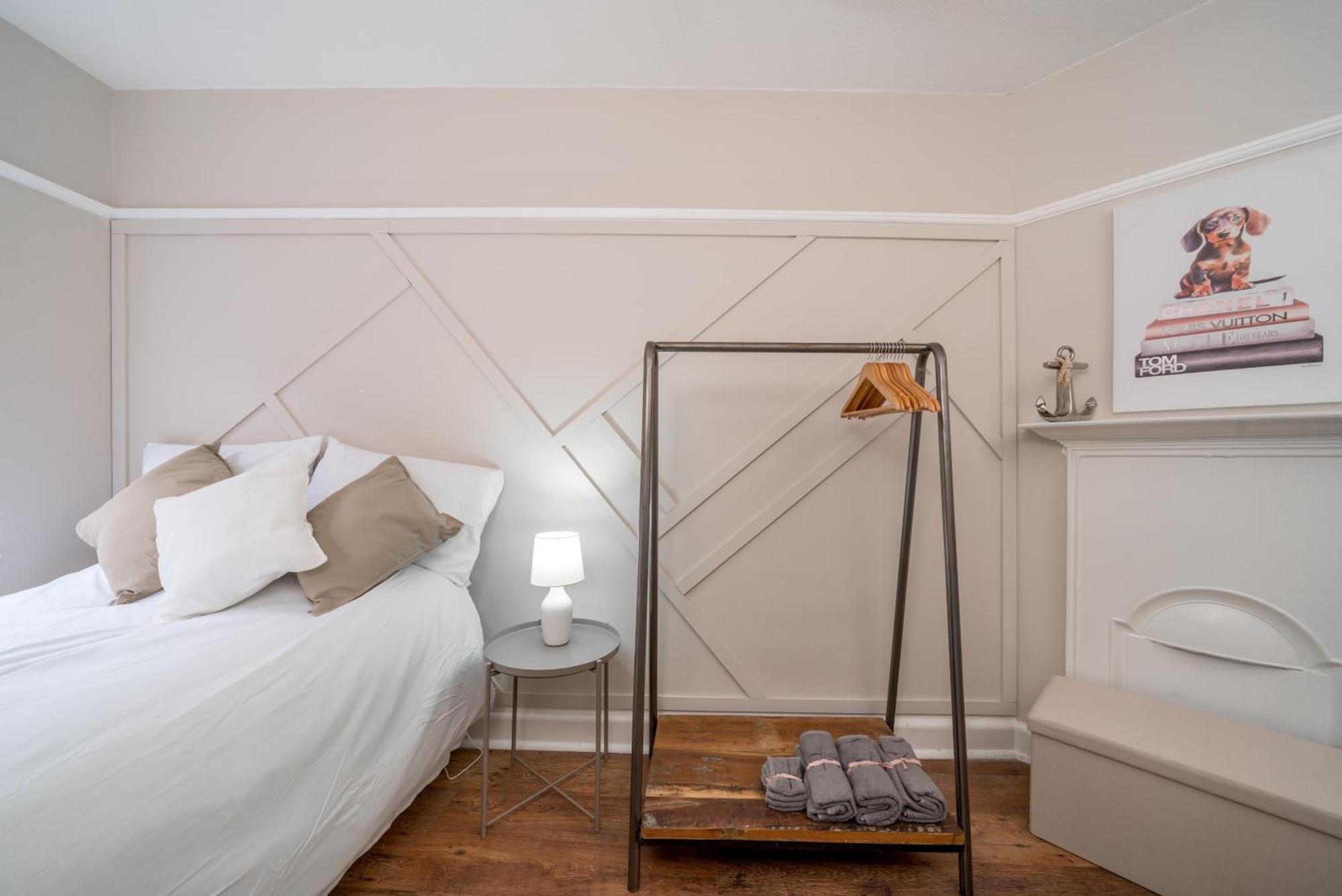 Stylish In The Heart Of Kingston Town Centre Apartment